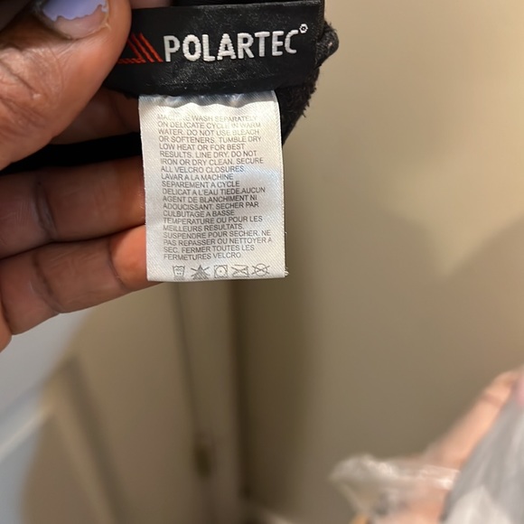 THE NORTH FACE Weather Jacket with so many zippers and pockets. - Picture 10 of 14